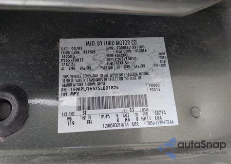 2005 Ford Expedition Xlt z USA, uszkodzony, nr VIN 1FMPU165751B01825